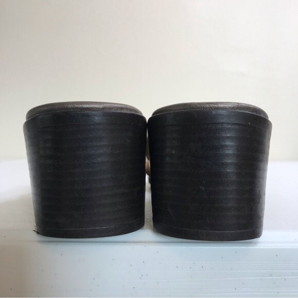 Unisa Gold Three Strap Block Heel Leather Sandal Women Size 8 Made in Brazil - Picture 9 of 16